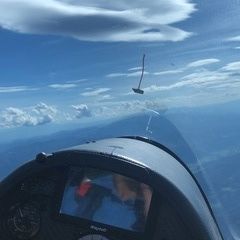 Flugwegposition um 13:49:10: Aufgenommen in der Nähe von Parschlug, Österreich in 2551 Meter